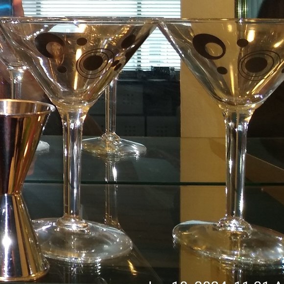 Martini Glasses with Pitcher and Jigger - Picture 2 of 2